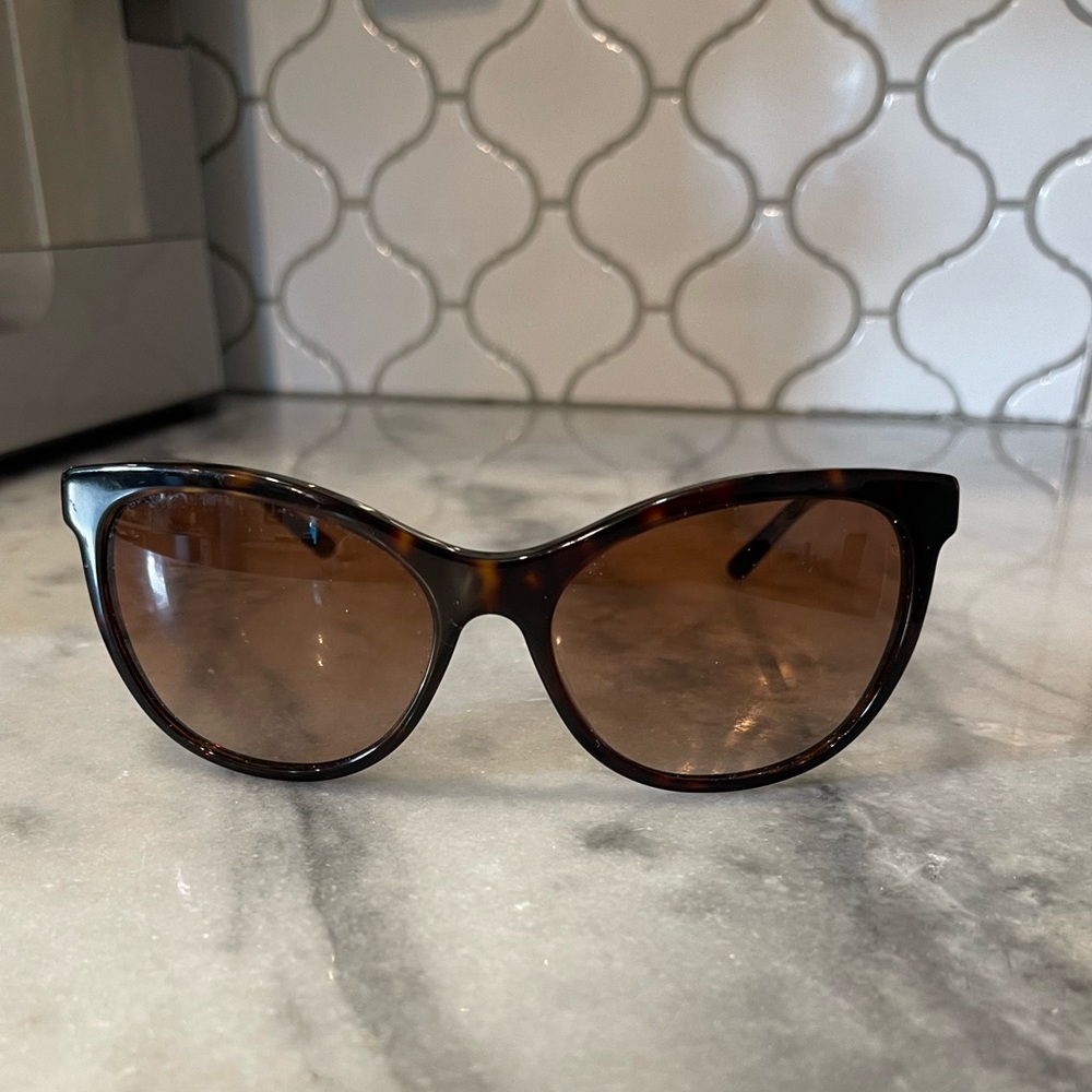 Burberry sunglasses